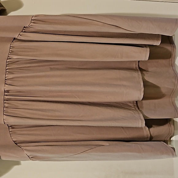Zenana Taupe Blouse Size 1x - Picture 3 of 9
